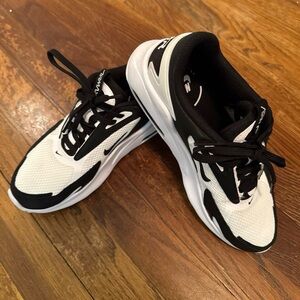 Nike Air Max Bolt Women’s shoes